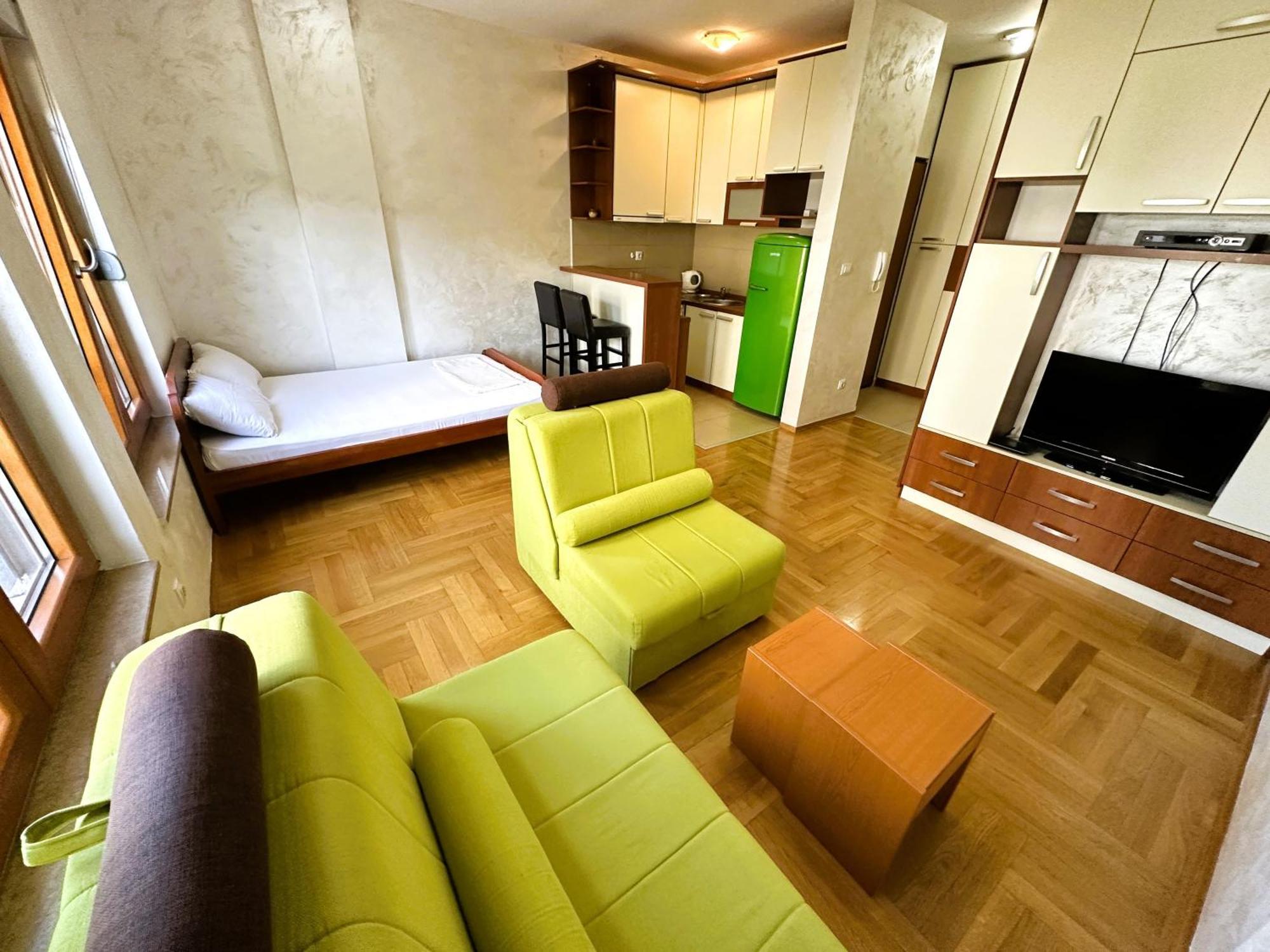 Renta Stanovi Podgorica Apartment Exterior photo